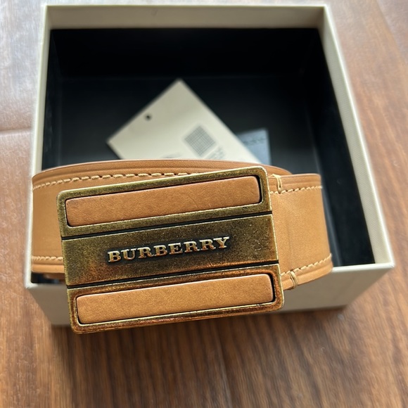 Rarely used Burberry belt for men size 100 cm - Picture 8 of 8